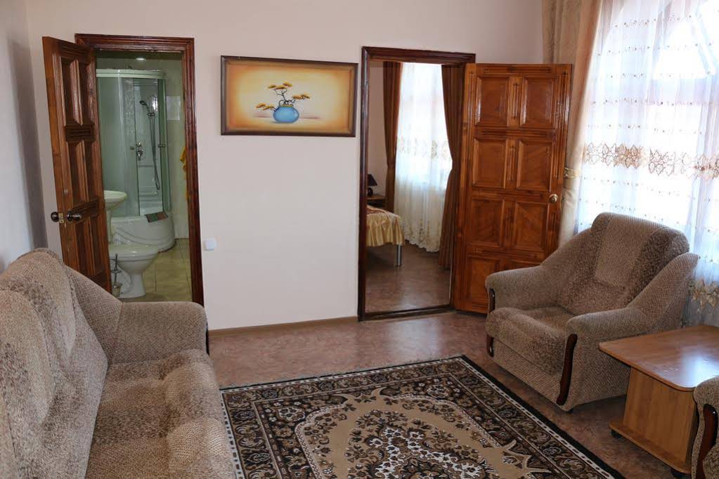 Gostiniy Dvor