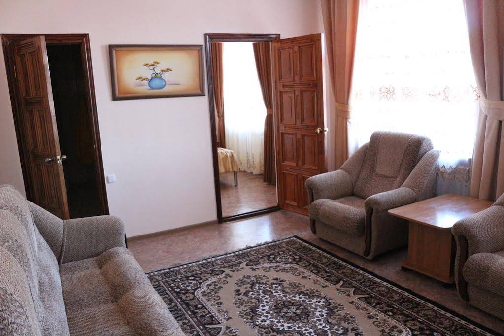 Gostiniy Dvor