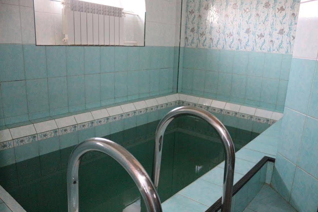 Gostiniy Dvor