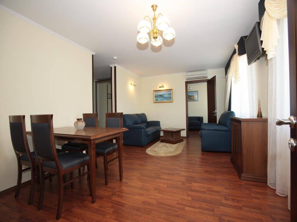 Brigantina Hotel