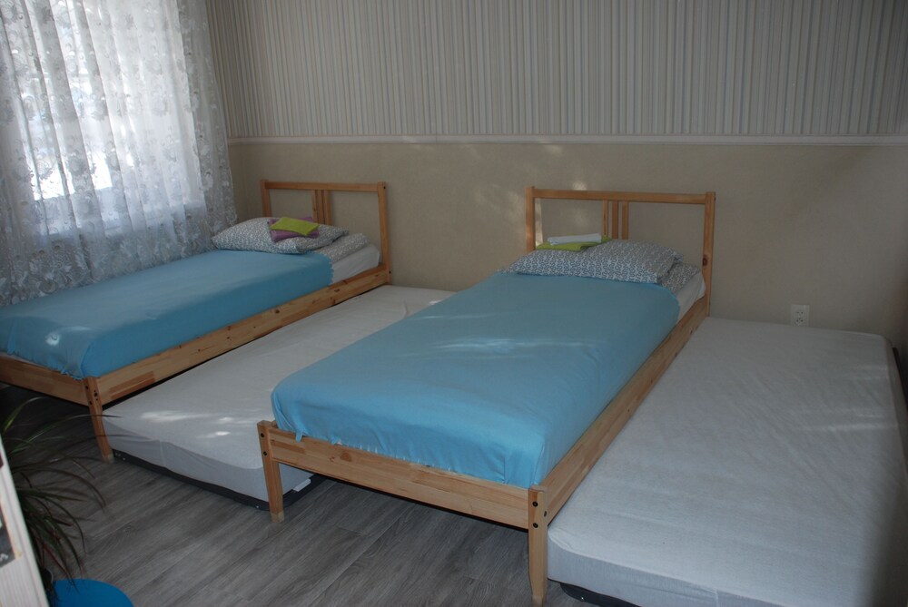 Hostel Svoi