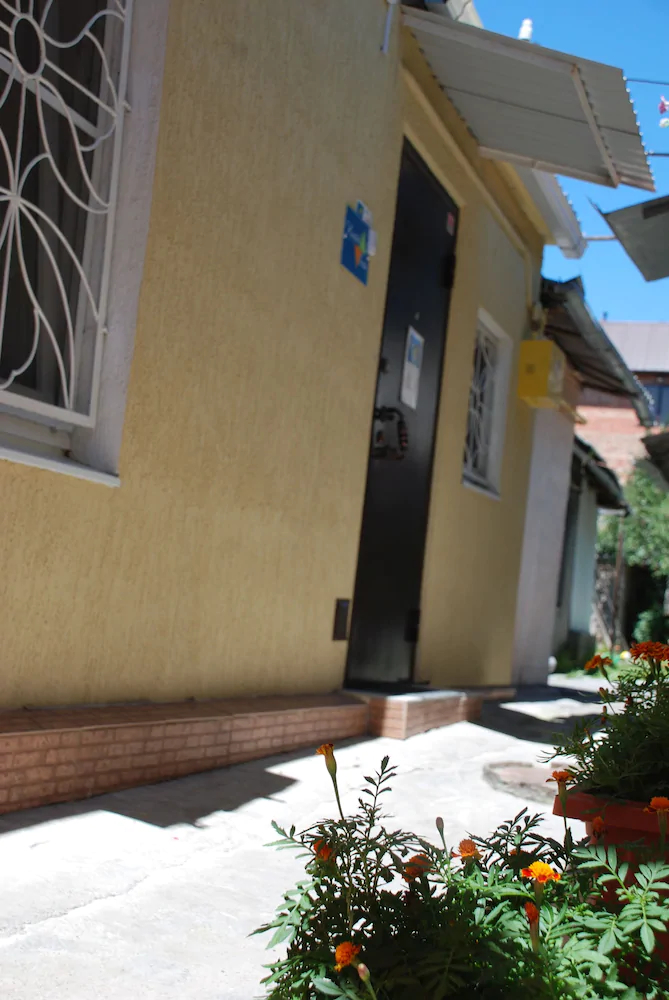Hostel Svoi