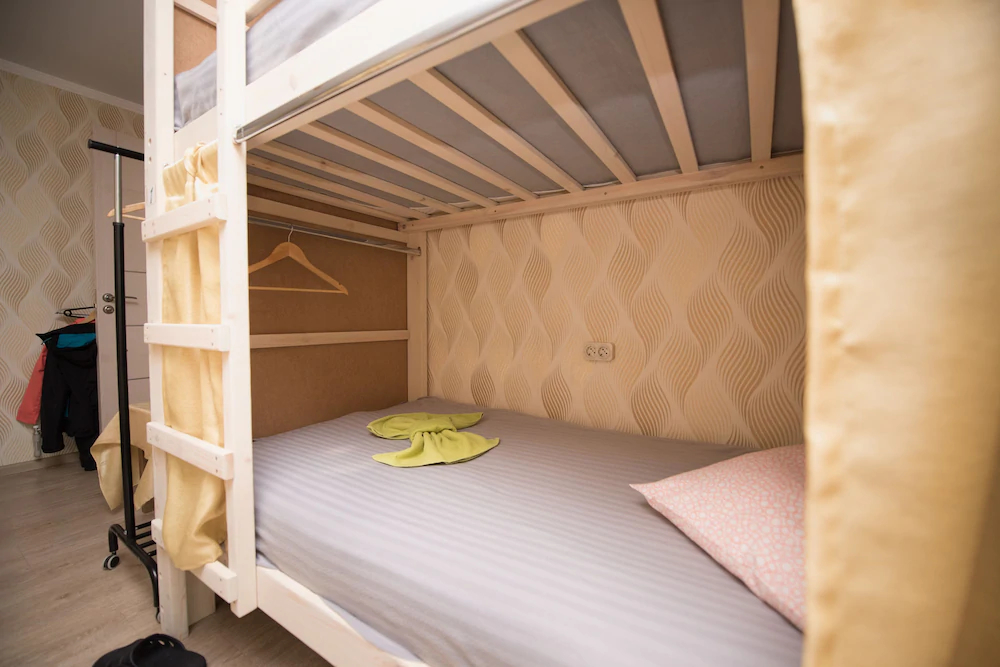 Hostel Svoi
