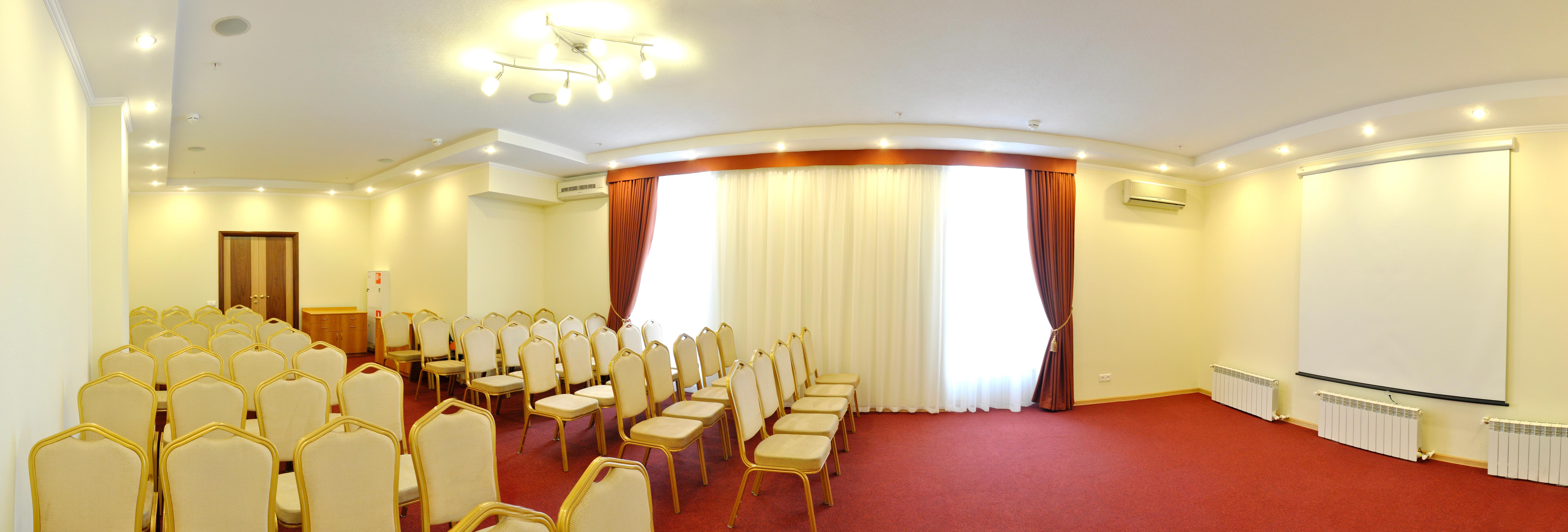AMAKS Congress Hotel