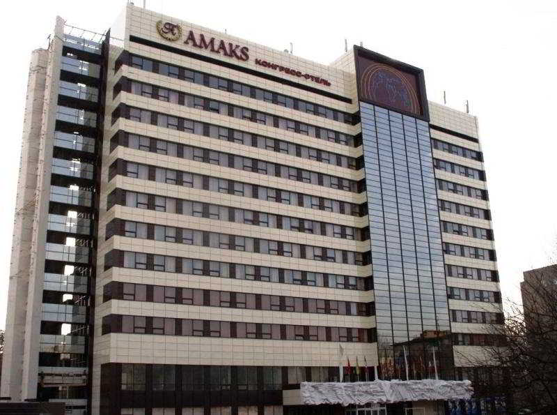AMAKS Congress Hotel