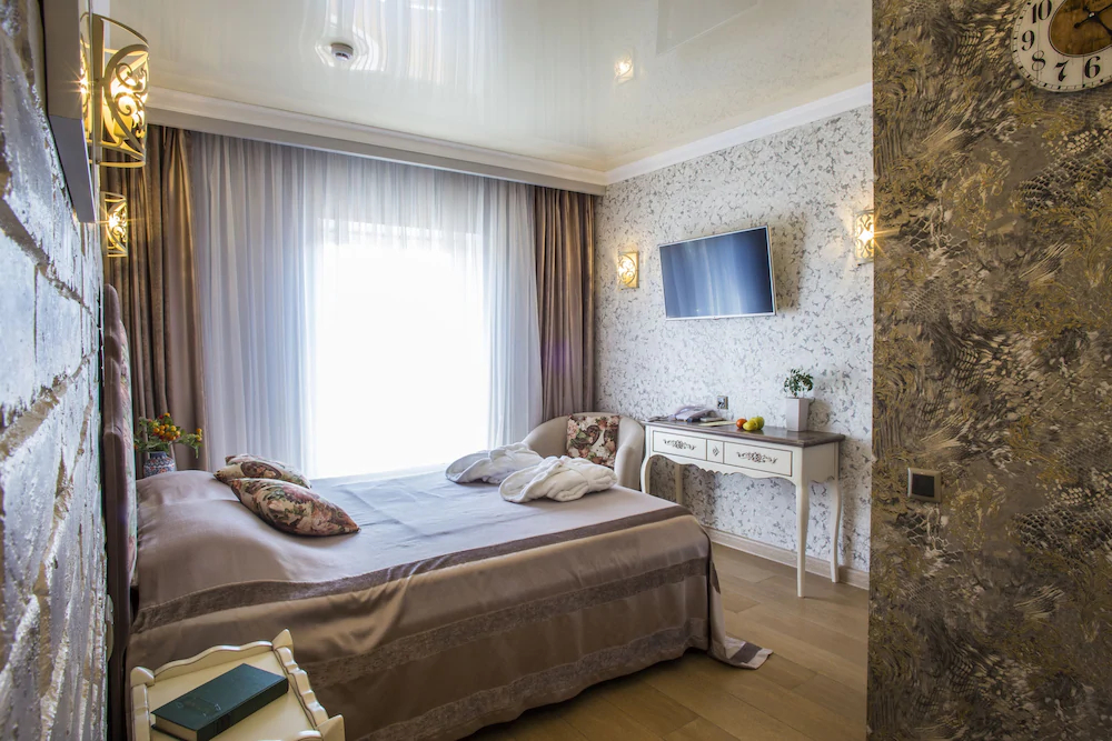 Chestniy Chekhov Hotel