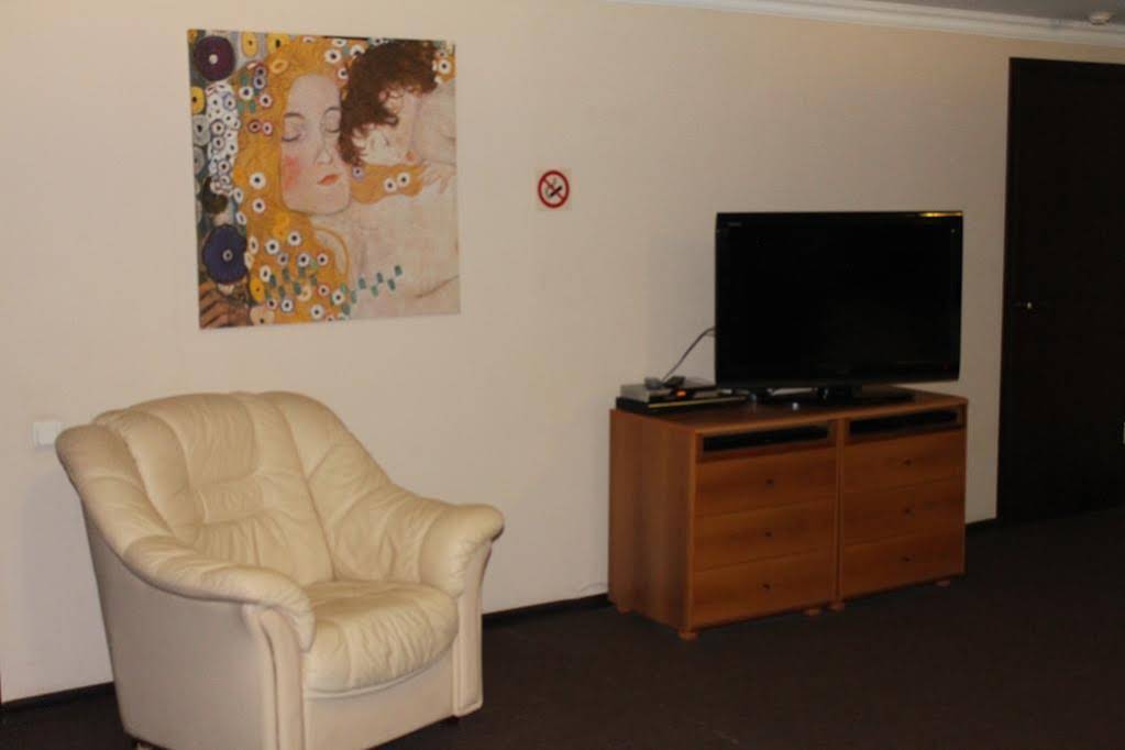 Don Hotel
