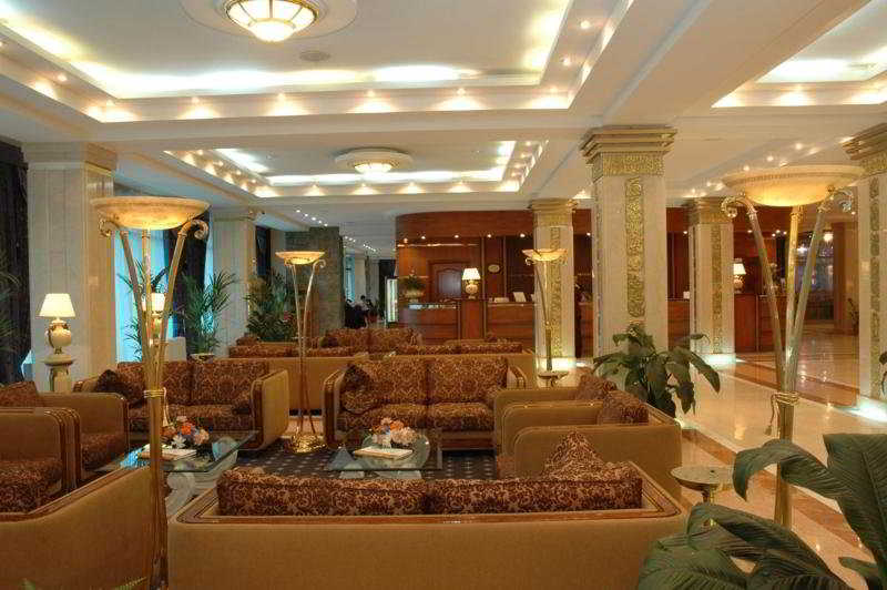 Don Plaza Congress Hotel