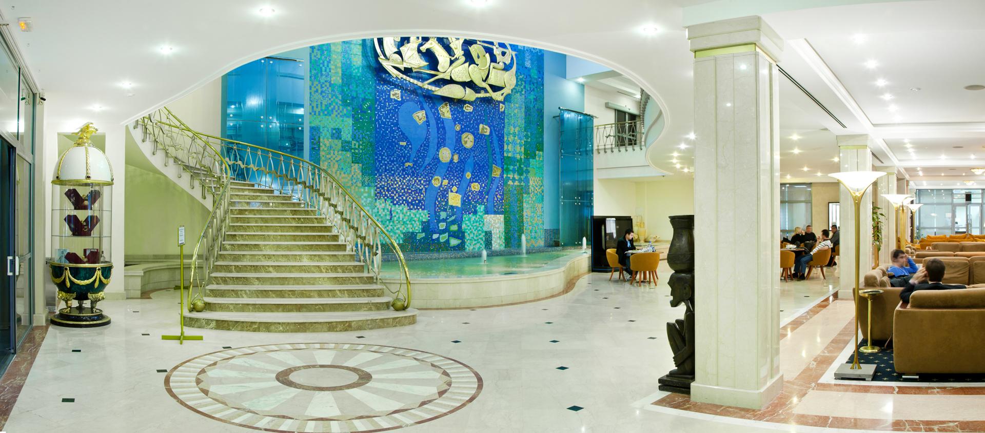 Don Plaza Congress Hotel