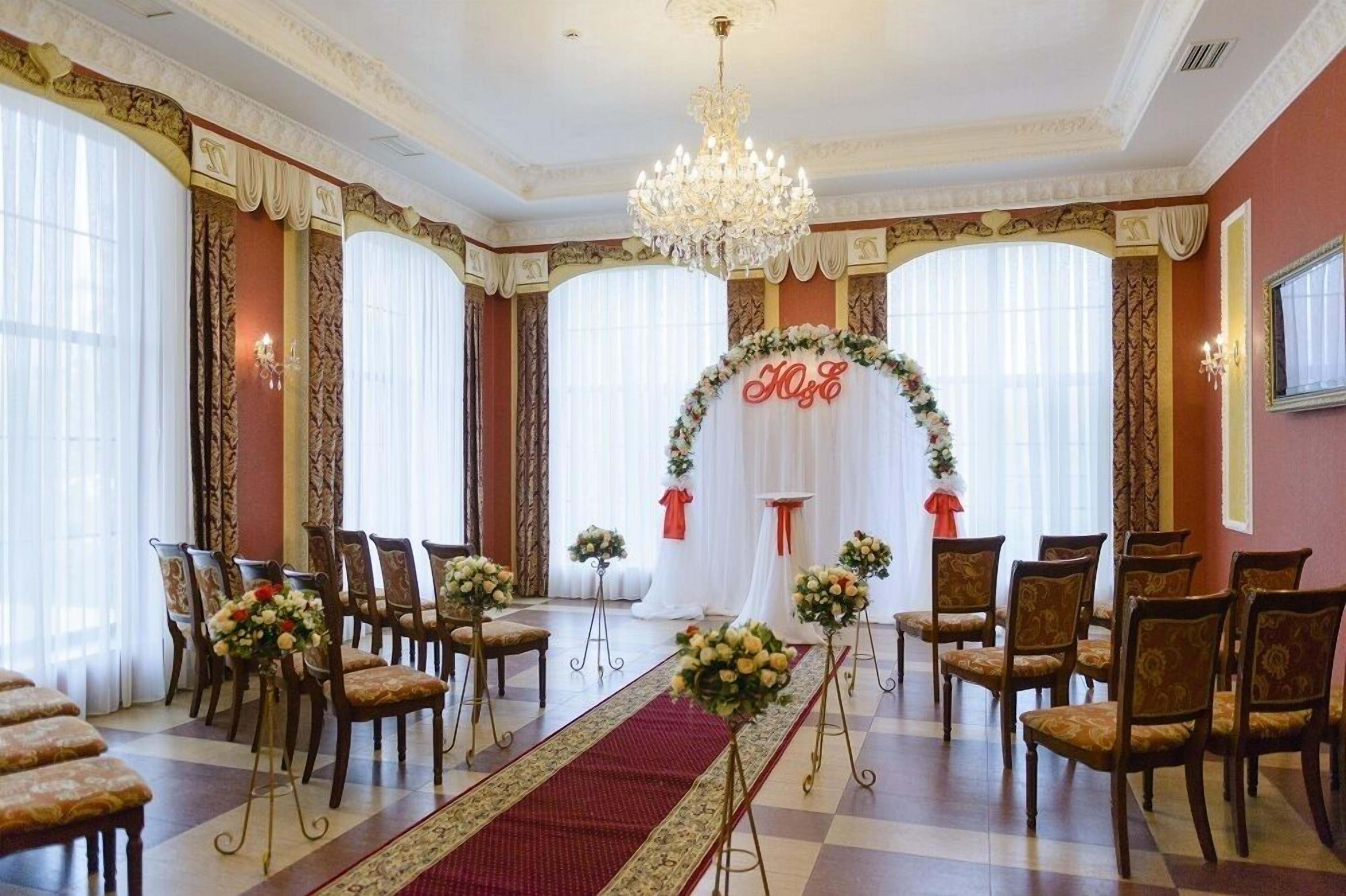 Goluboe Ozero Hotel