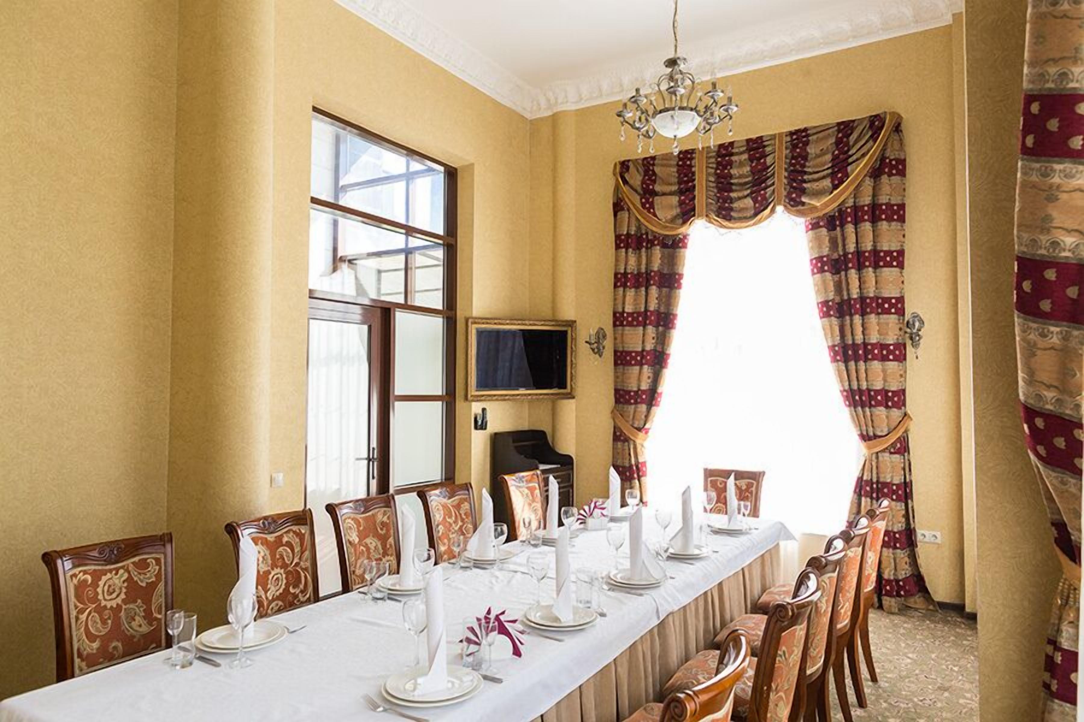 Goluboe Ozero Hotel