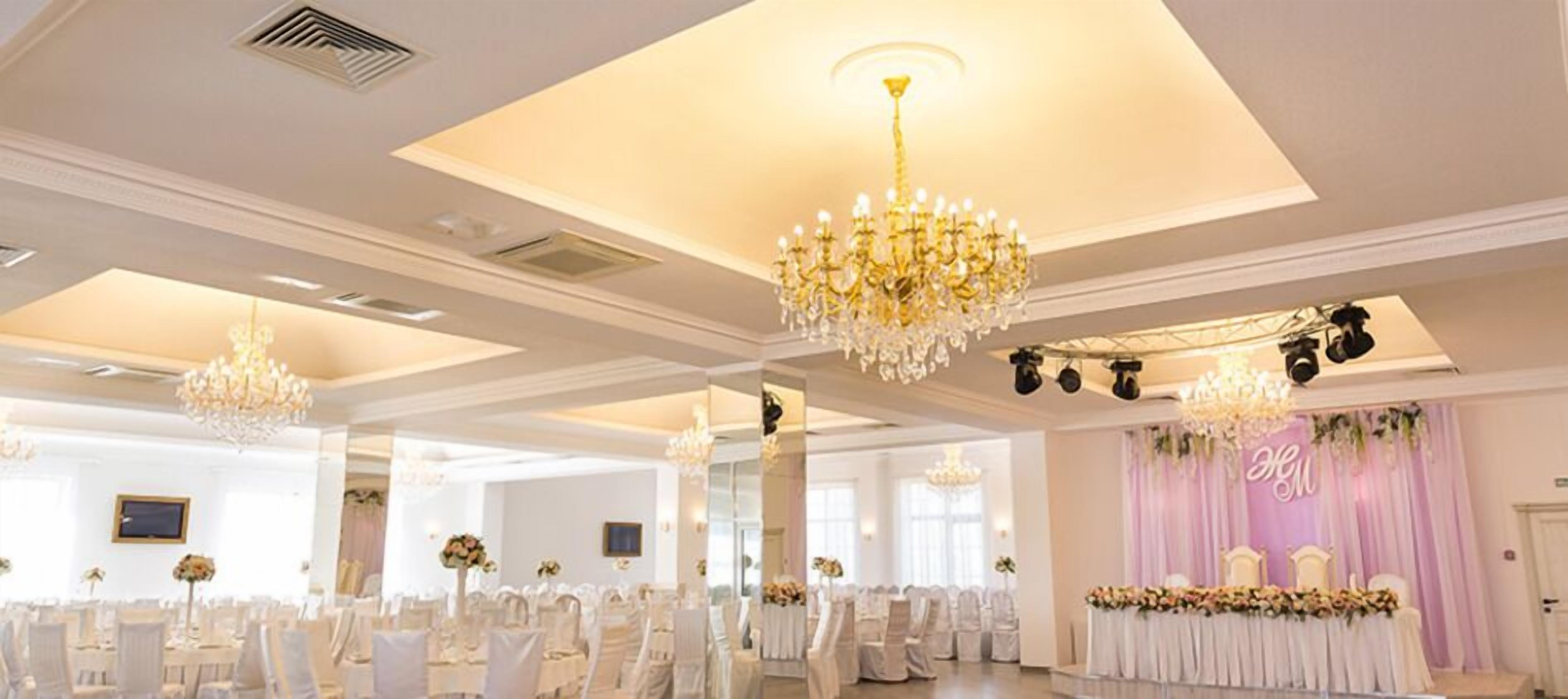 Goluboe Ozero Hotel
