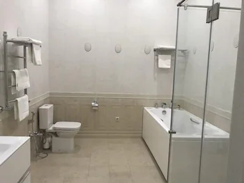 Goluboe Ozero Hotel