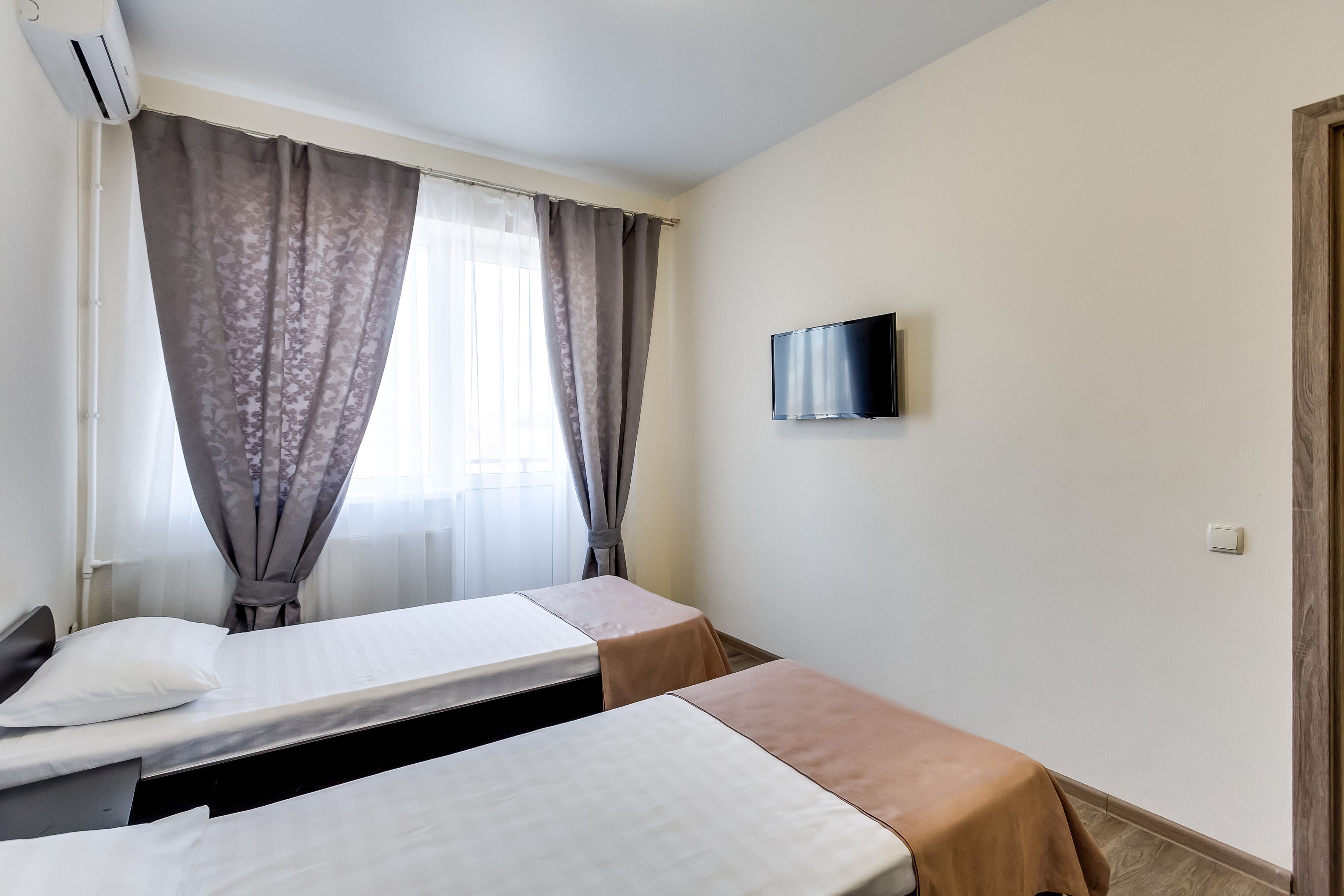 Green Hall Aparthotel