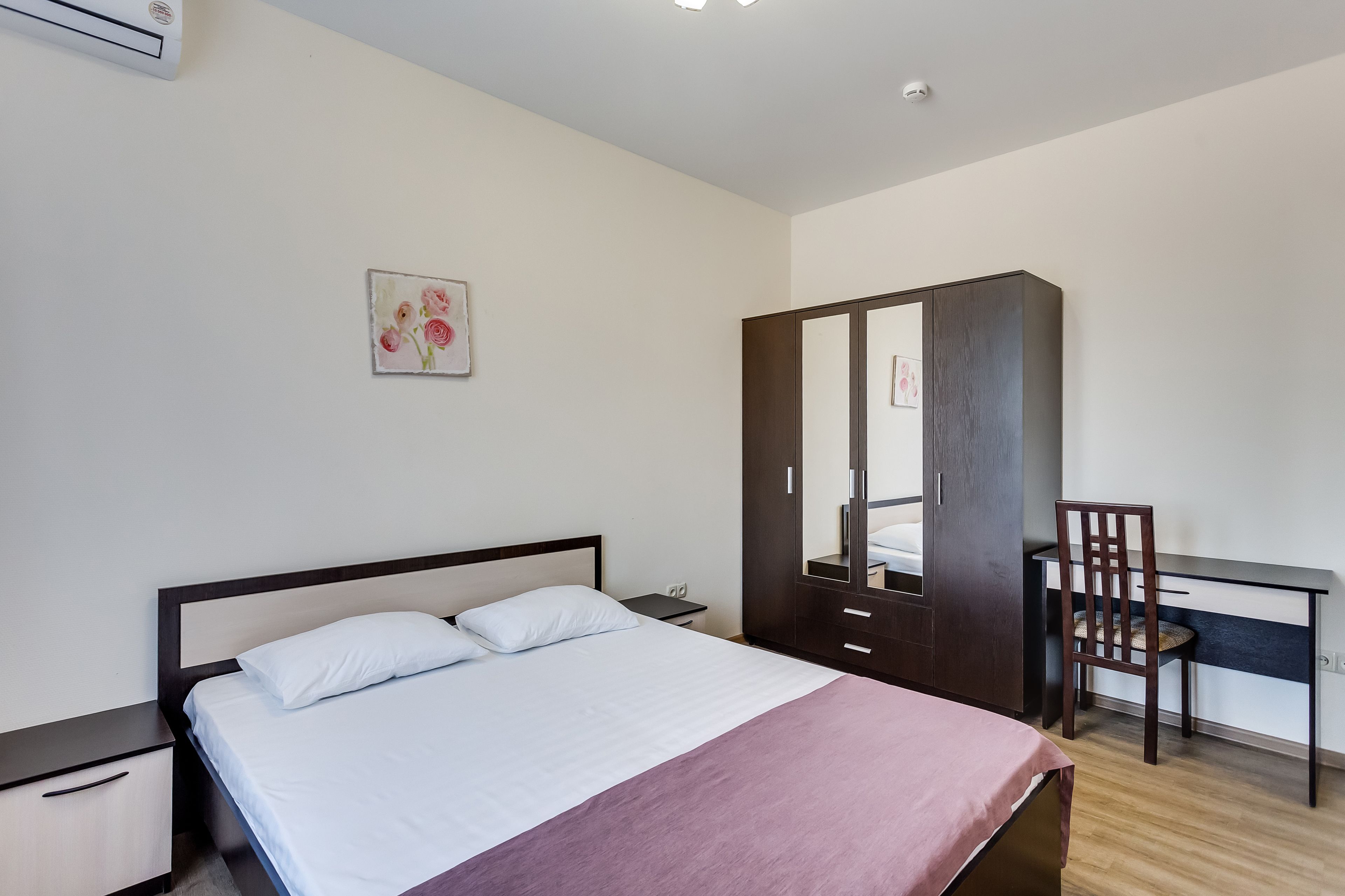 Green Hall Aparthotel