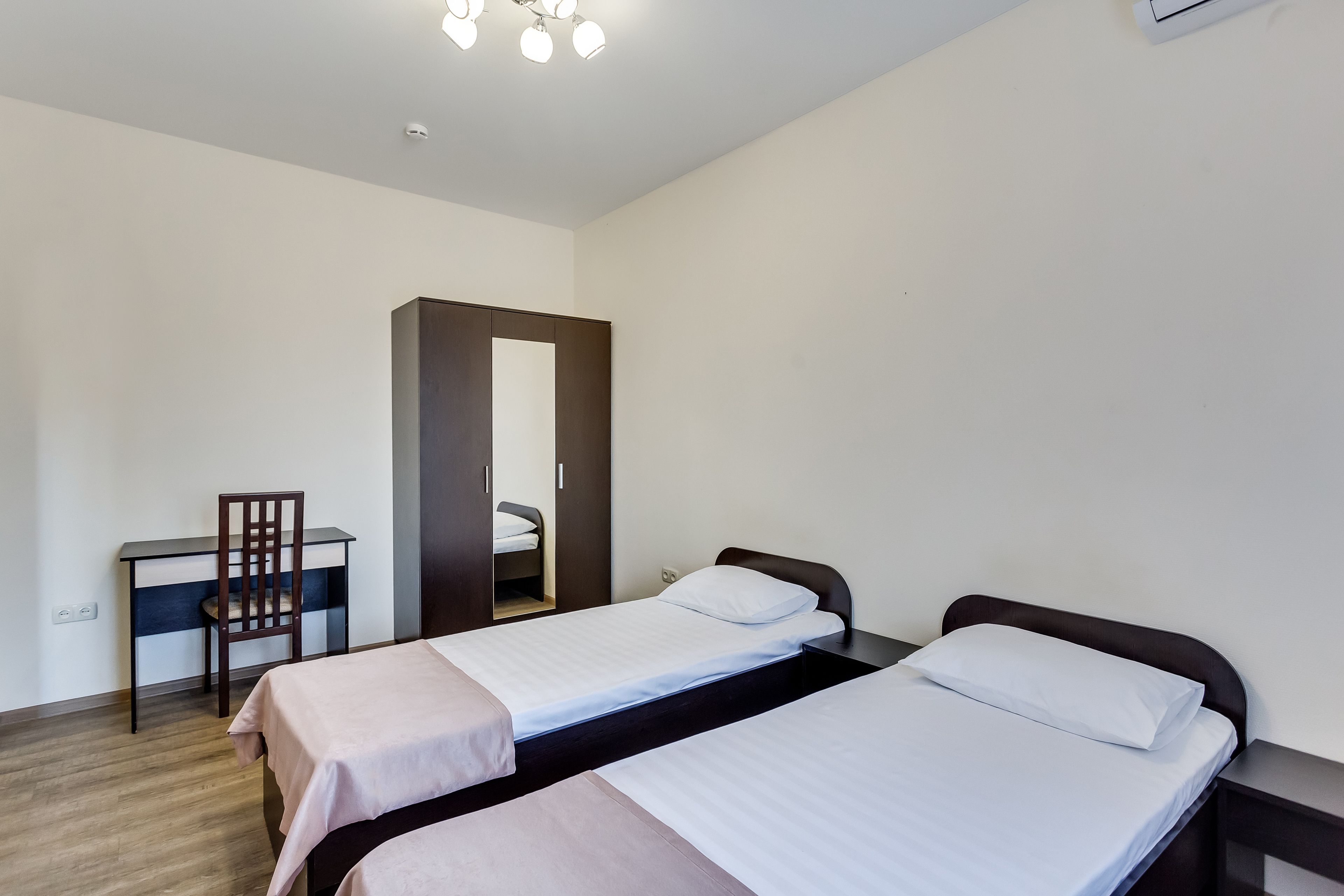 Green Hall Aparthotel