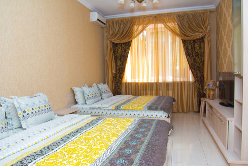 Meridian-Yug Hotel