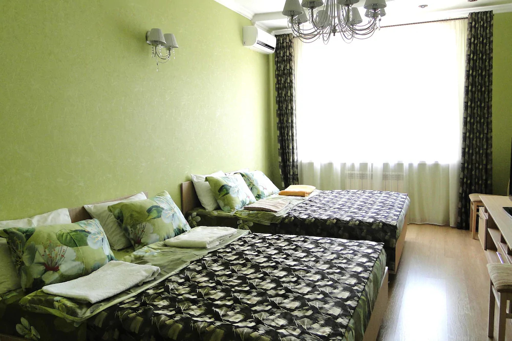 Meridian-Yug Hotel