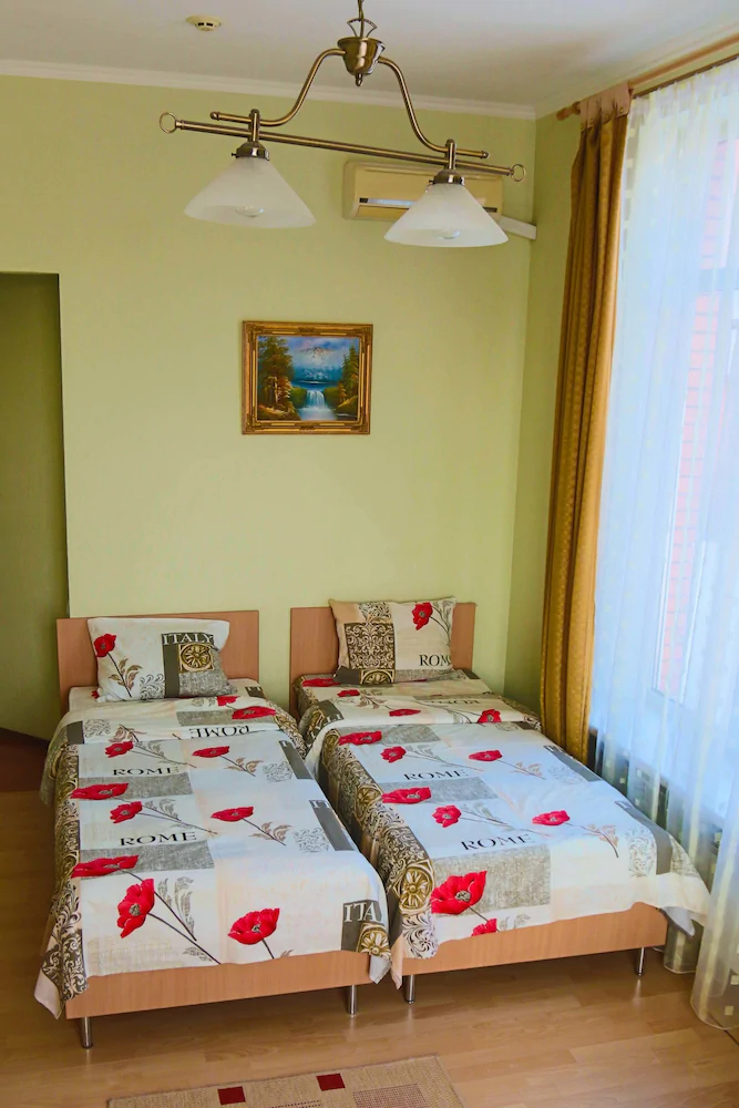 Meridian-Yug Hotel