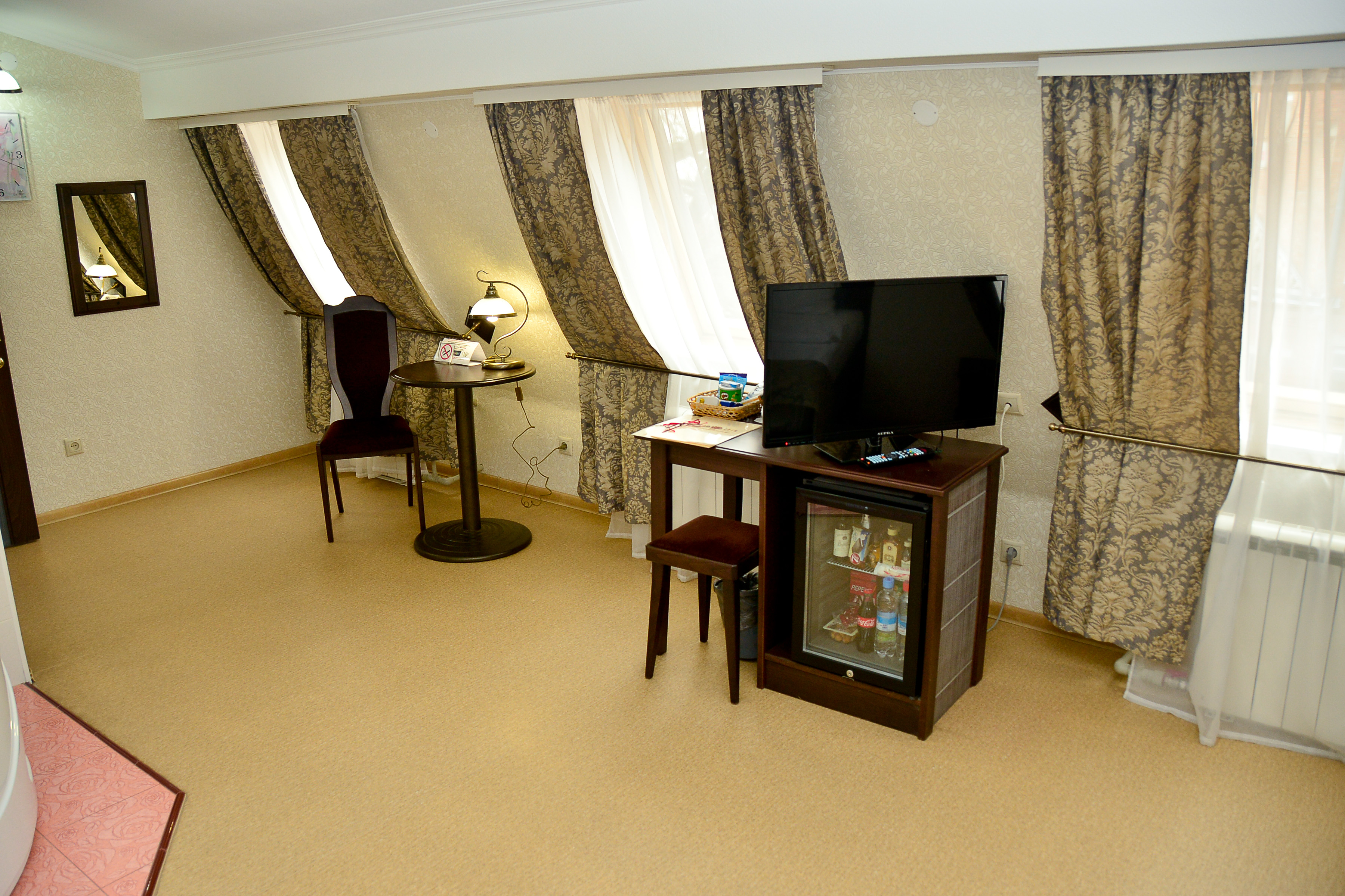 City Rose Hotel