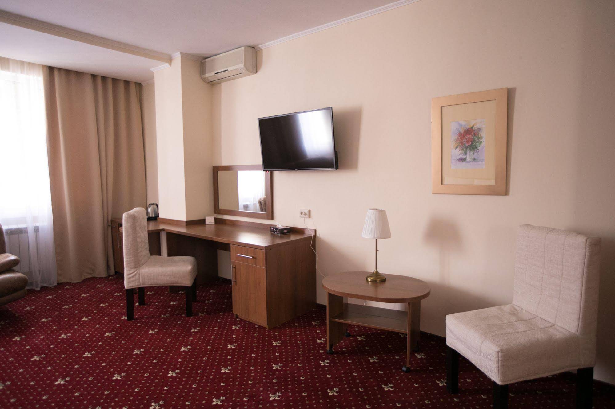 Park Hotel Nadezhda