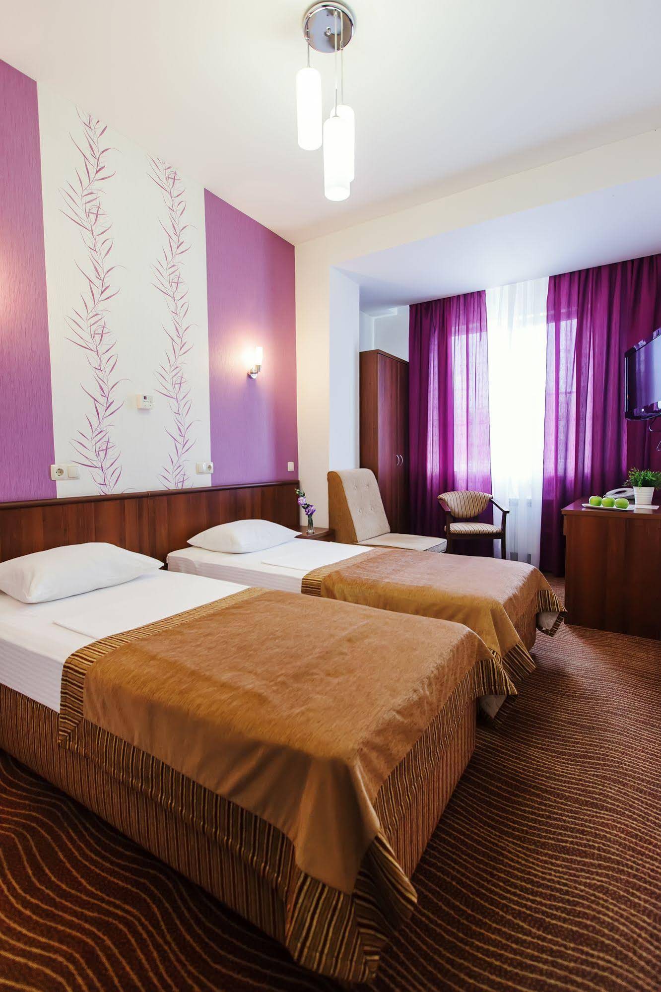 Park Hotel Nadezhda