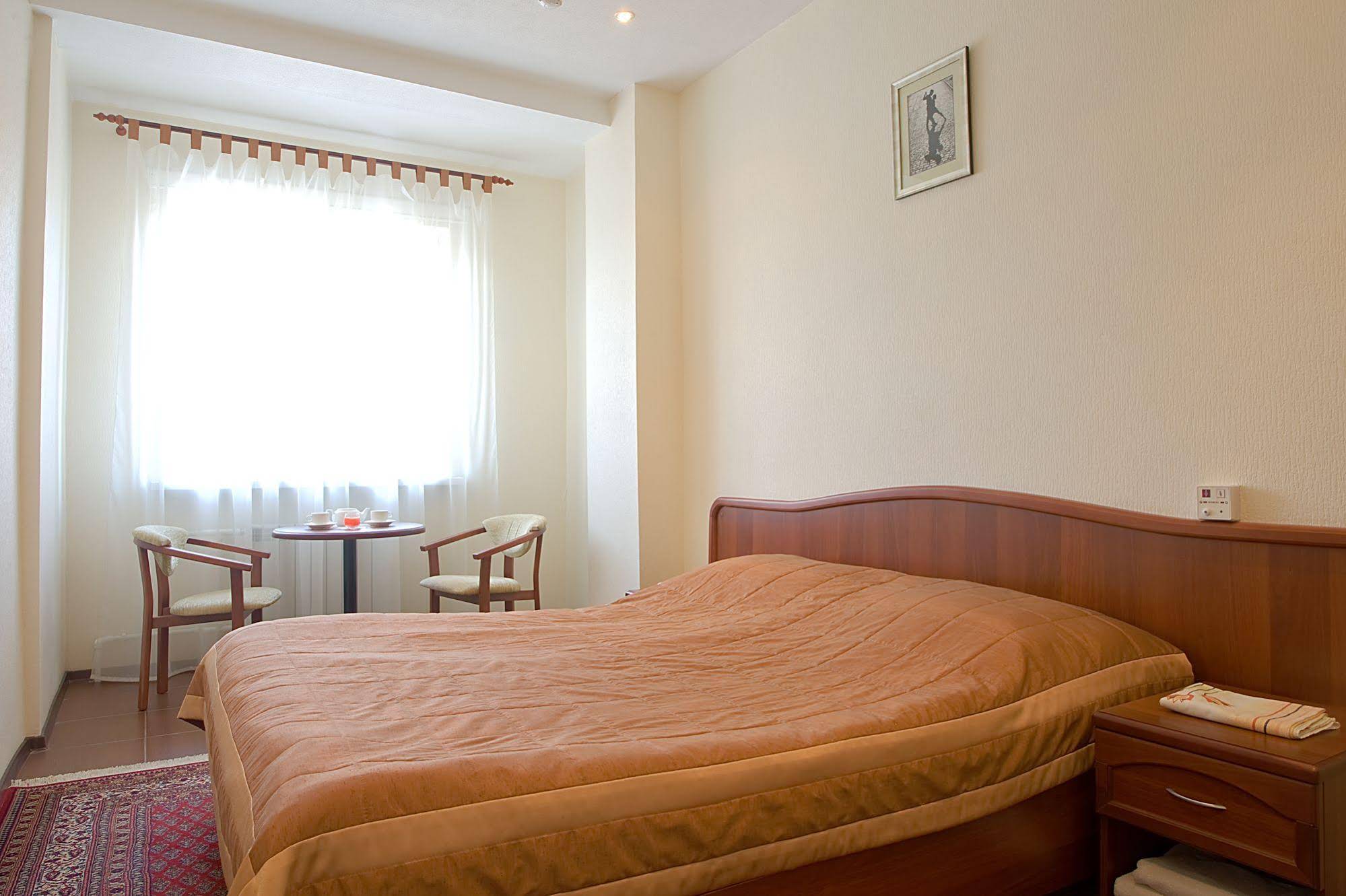 Park Hotel Nadezhda