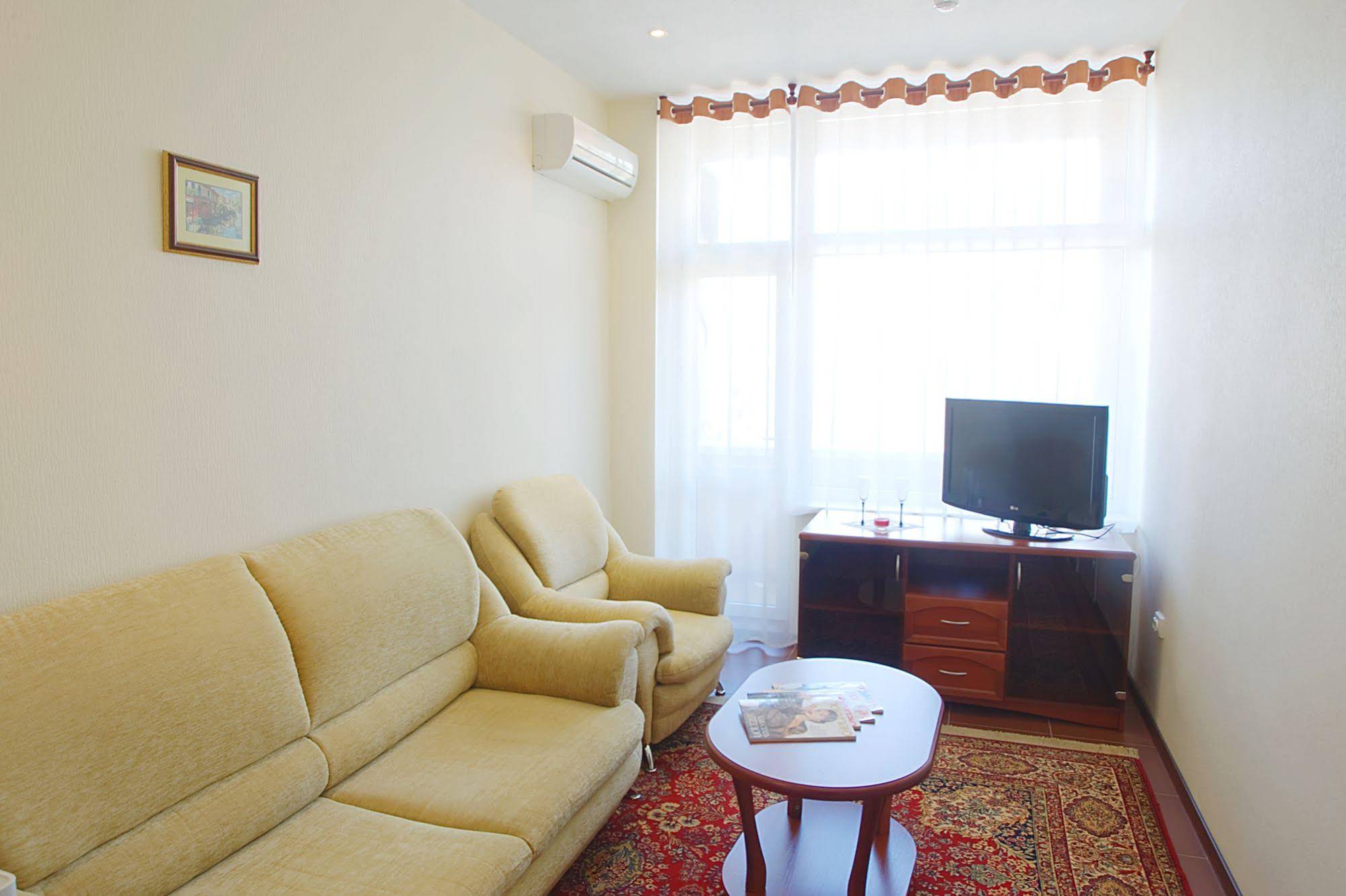 Park Hotel Nadezhda