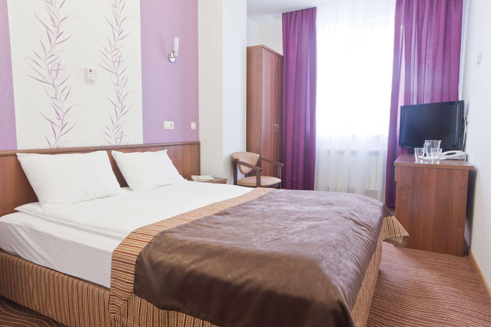 Park Hotel Nadezhda
