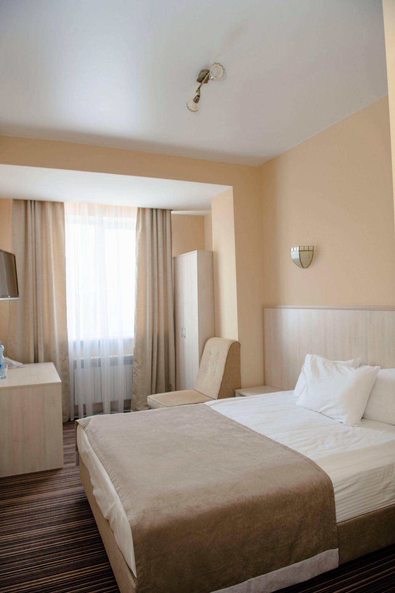 Park Hotel Nadezhda