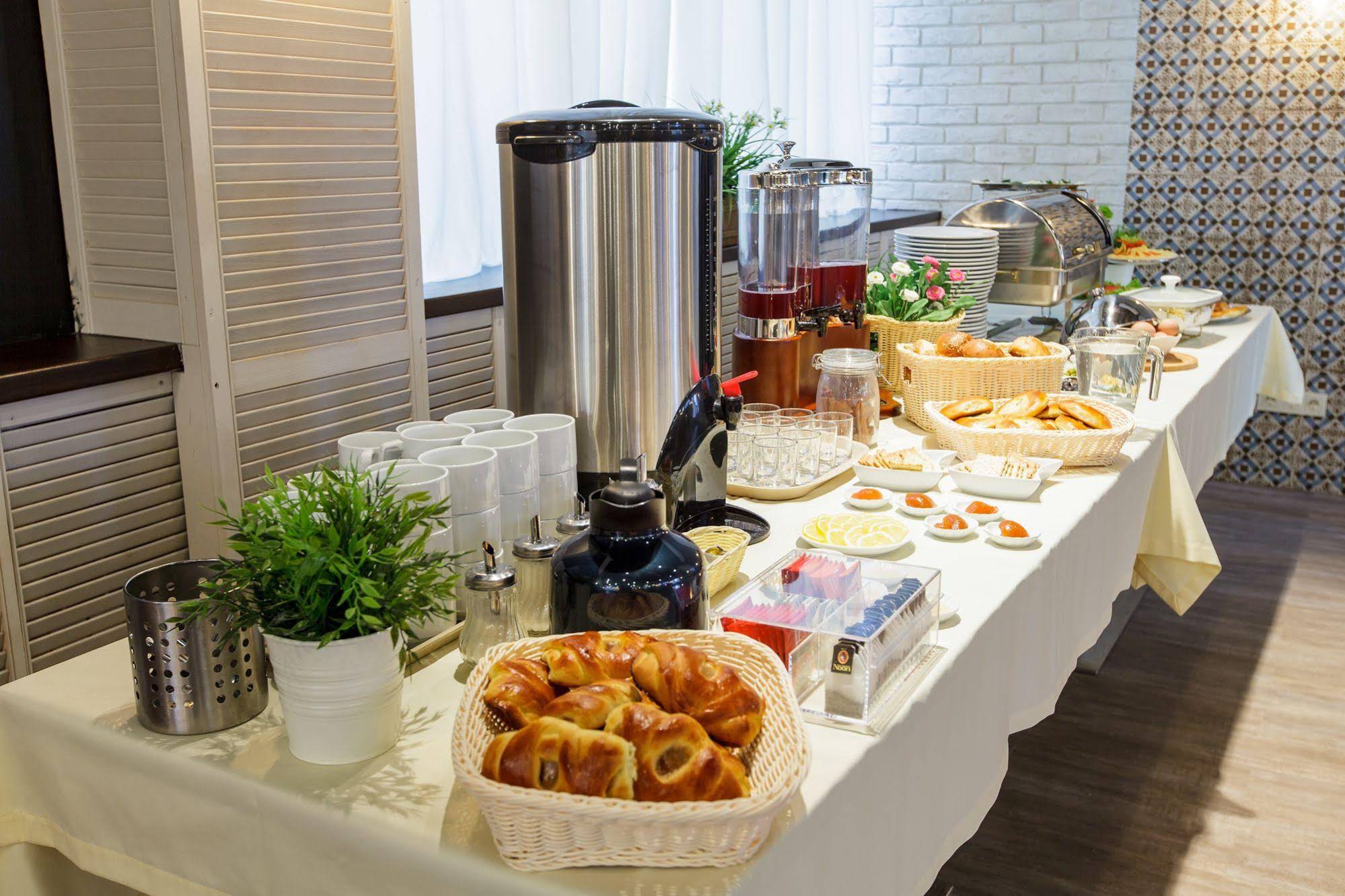 Park Hotel Nadezhda