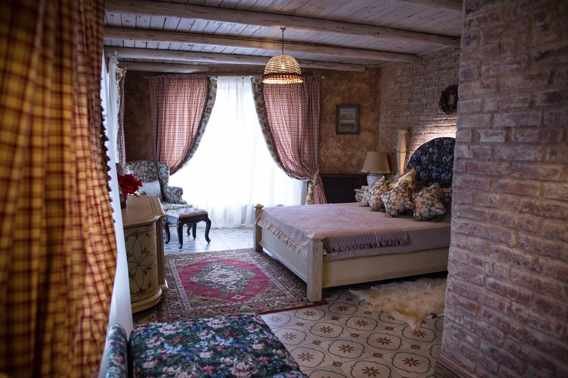 Rassl Country Home