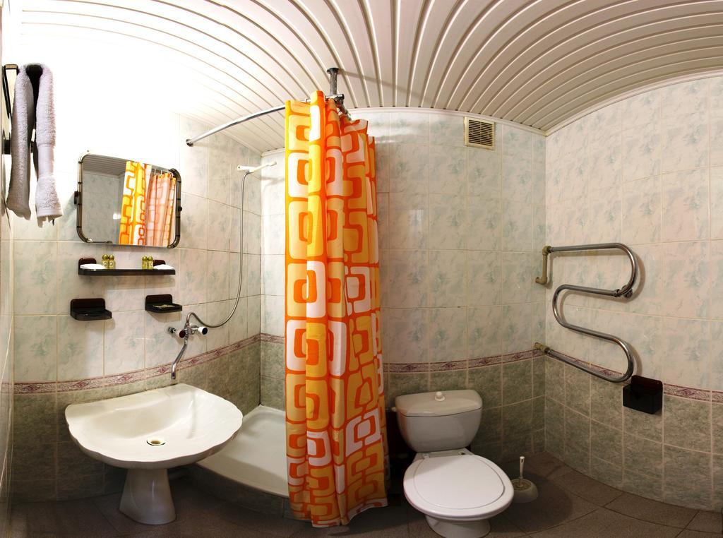 Hotel Zvezda