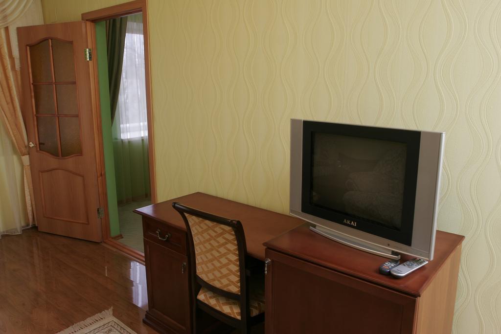 Hotel Zvezda