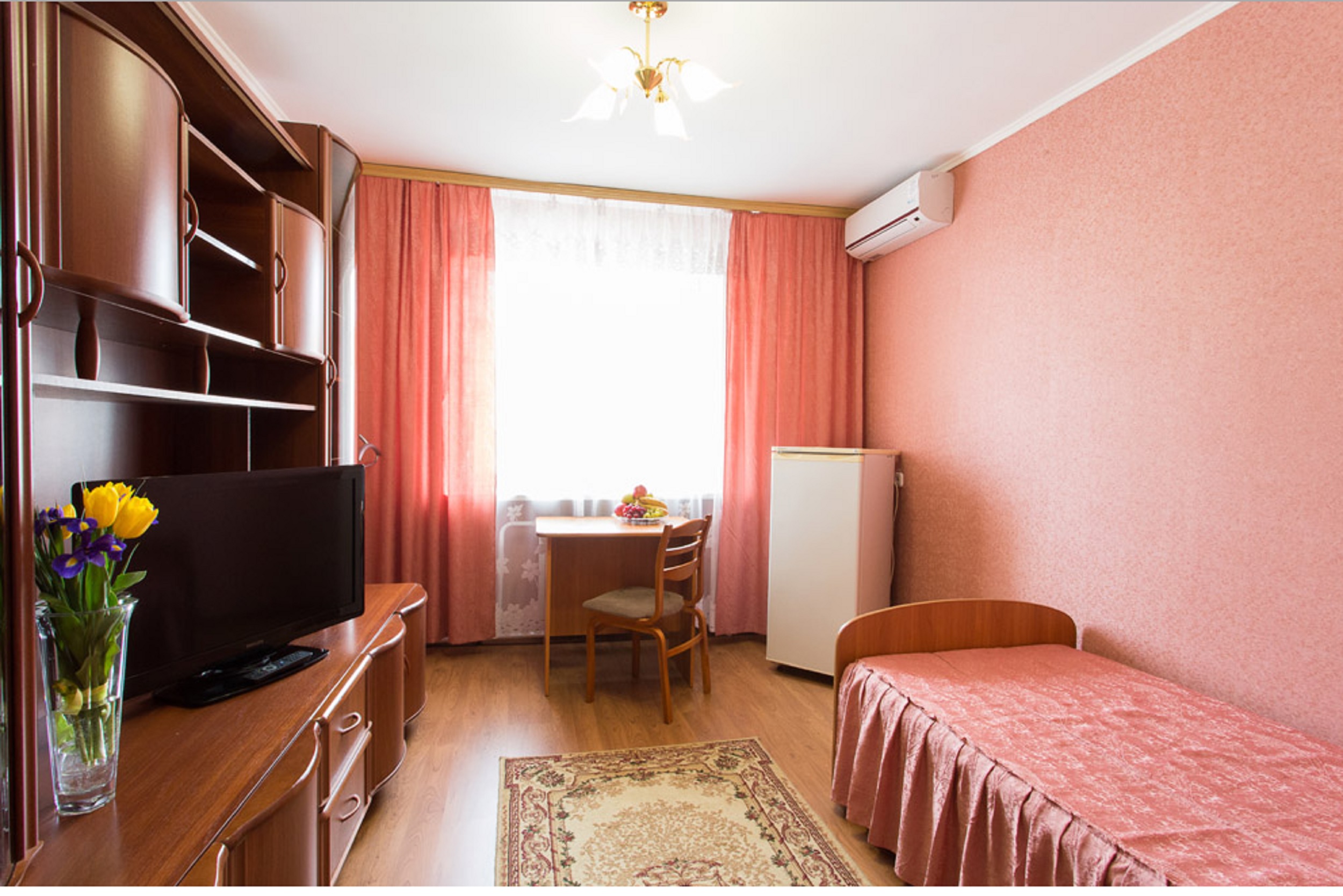Hotel Zvezda