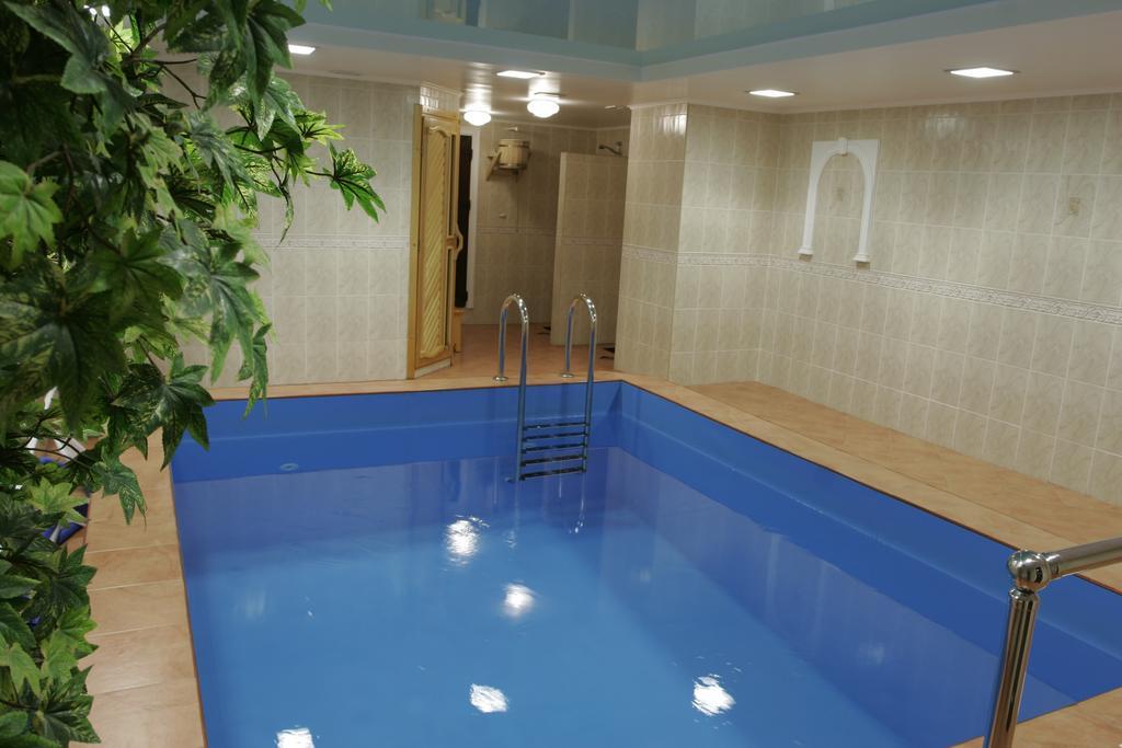 Hotel Zvezda