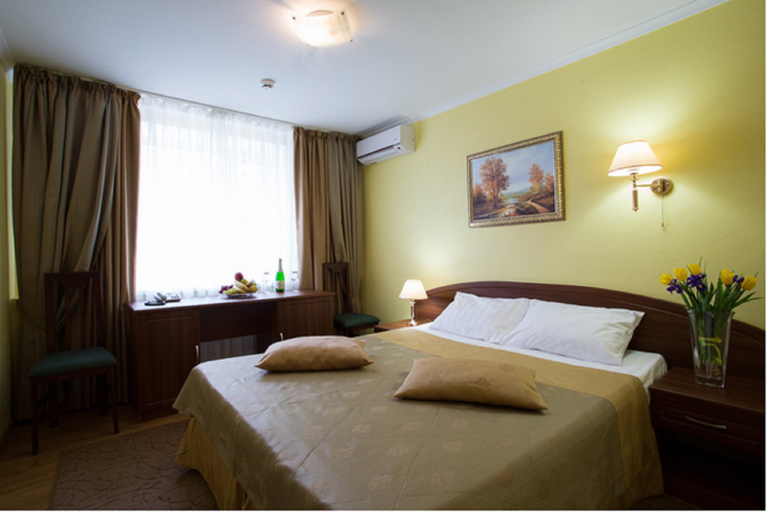 Hotel Zvezda