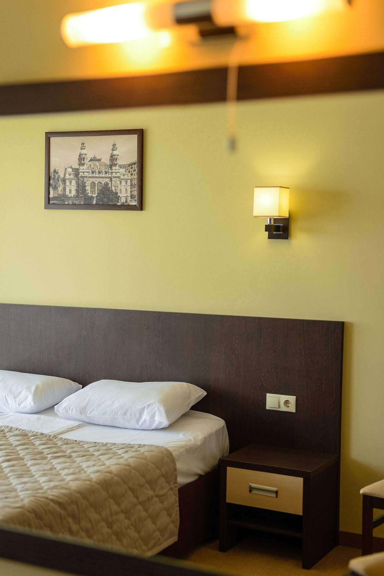 Akter Health Resort