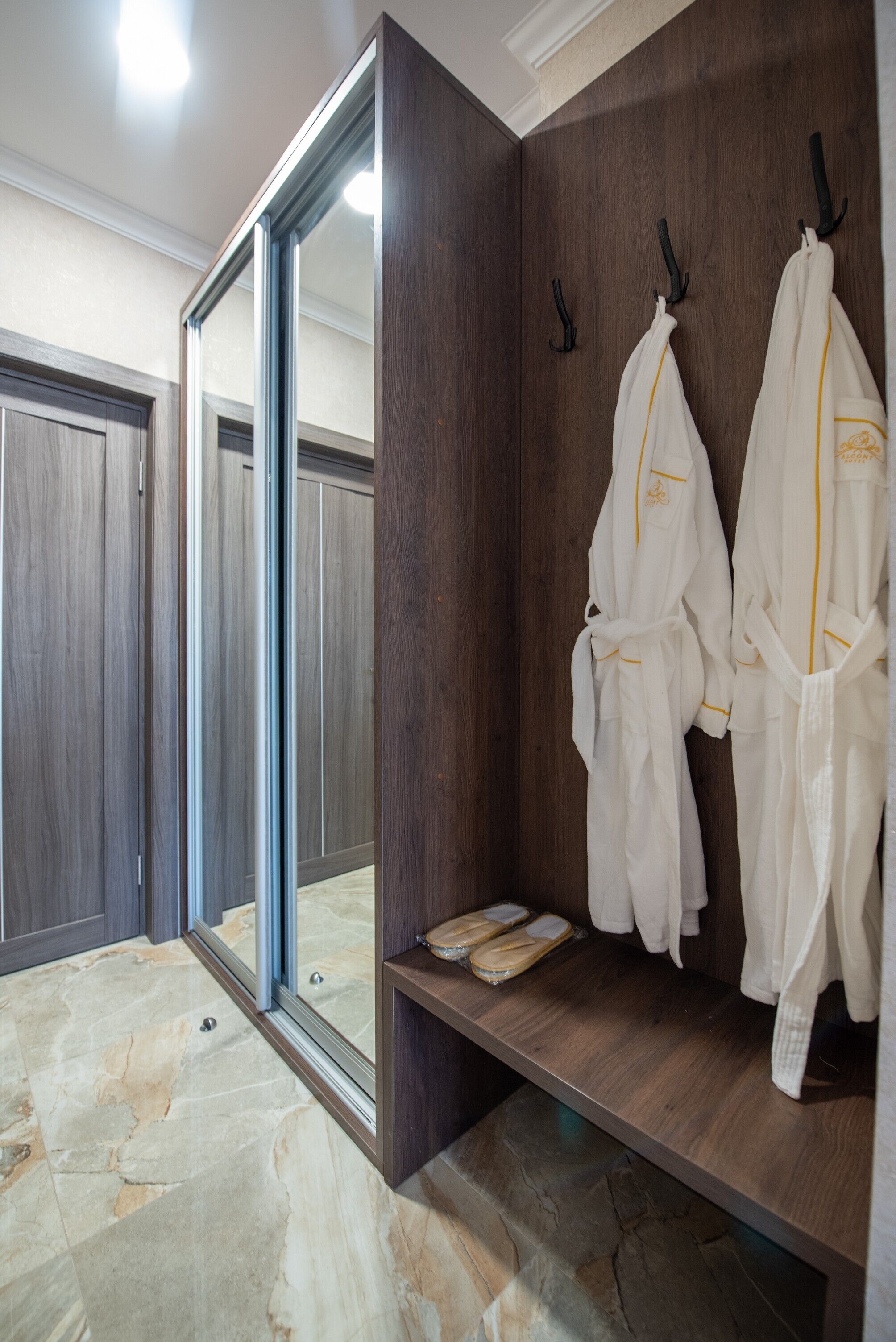 Alcont Hotel