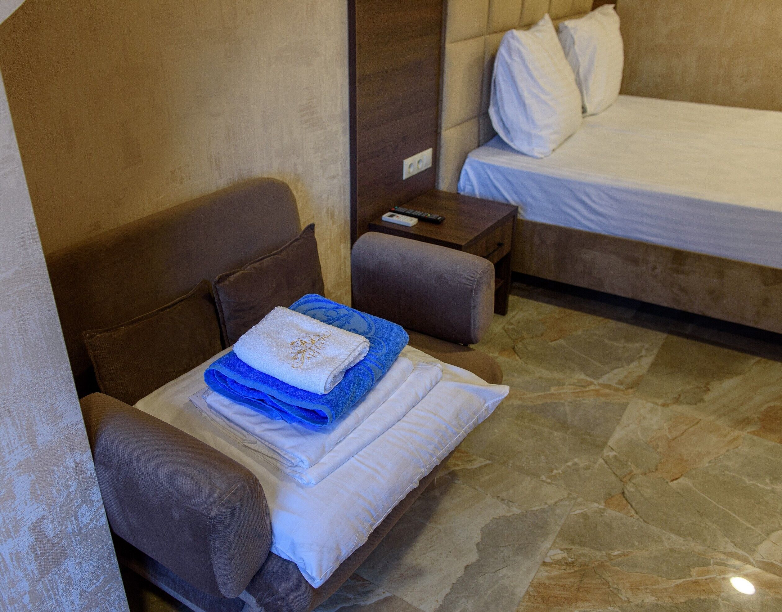 Alcont Hotel