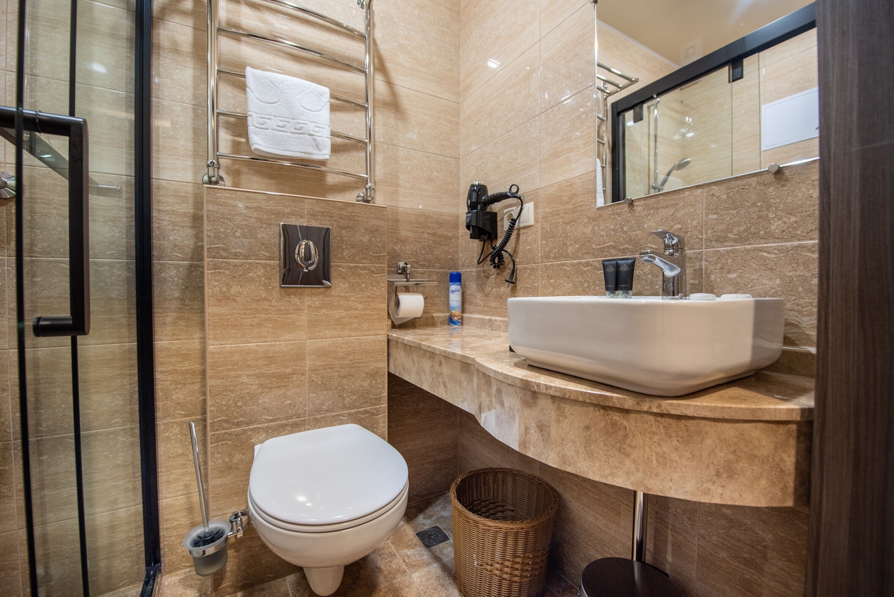 Alcont Hotel