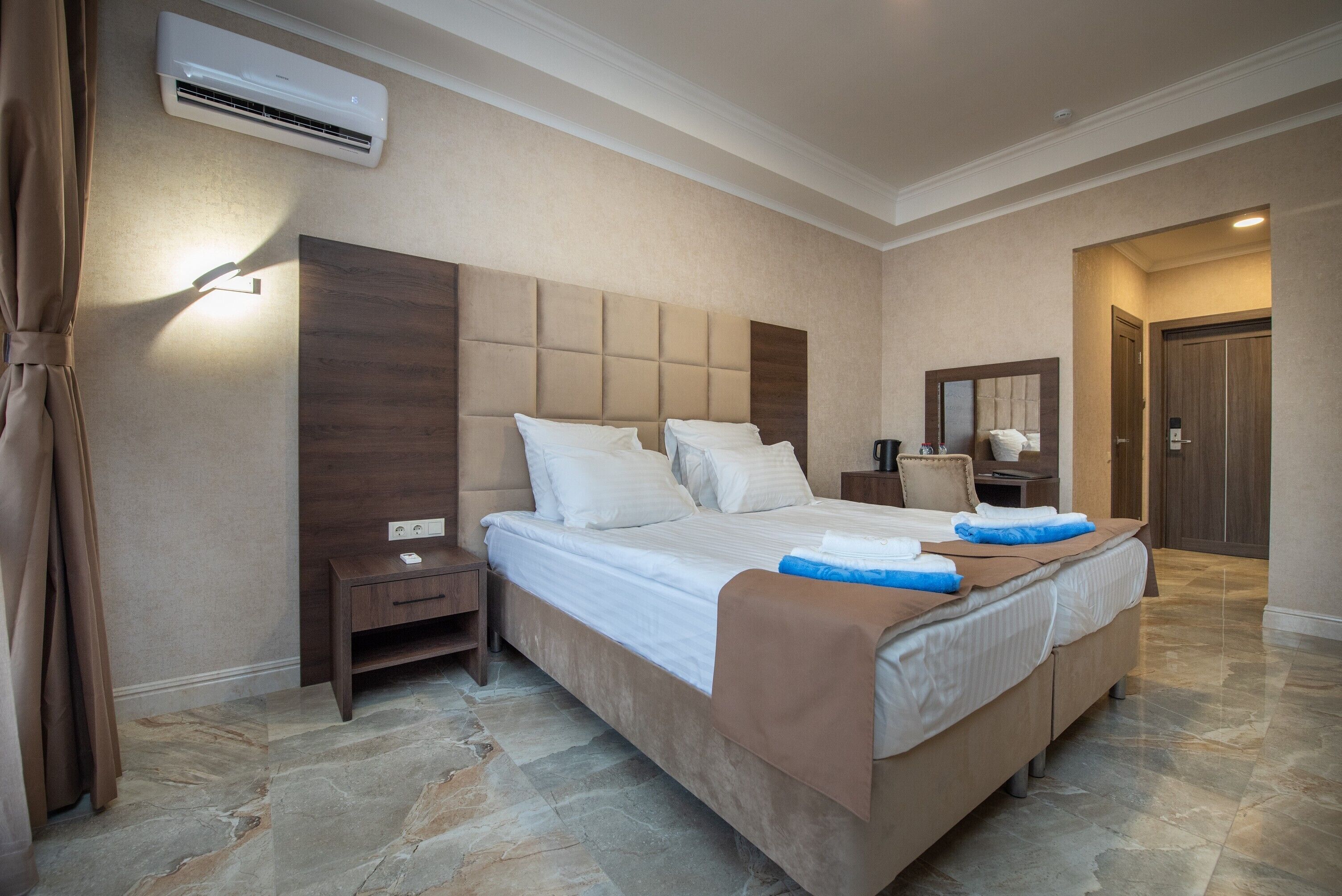 Alcont Hotel