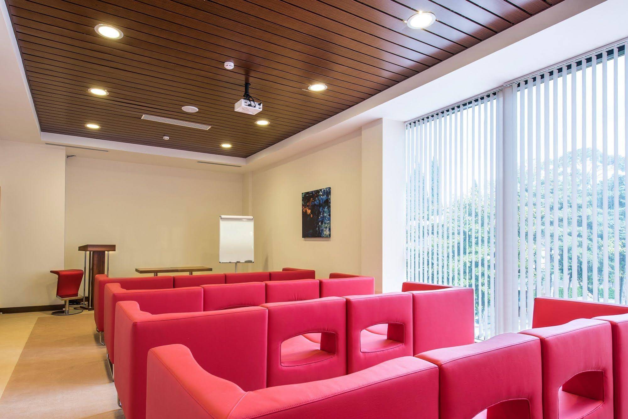 Arfa Park Hotel