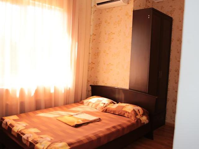 Effector Guest House