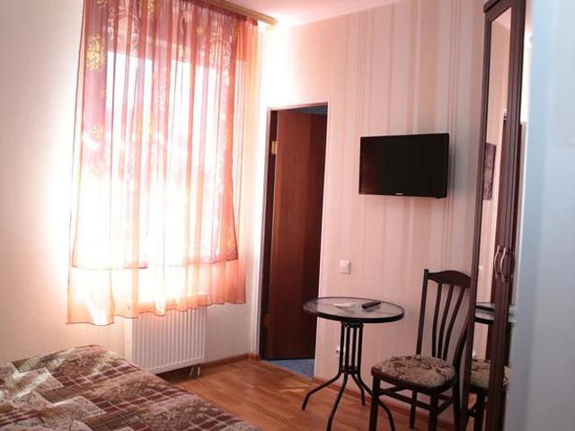 Effector Guest House