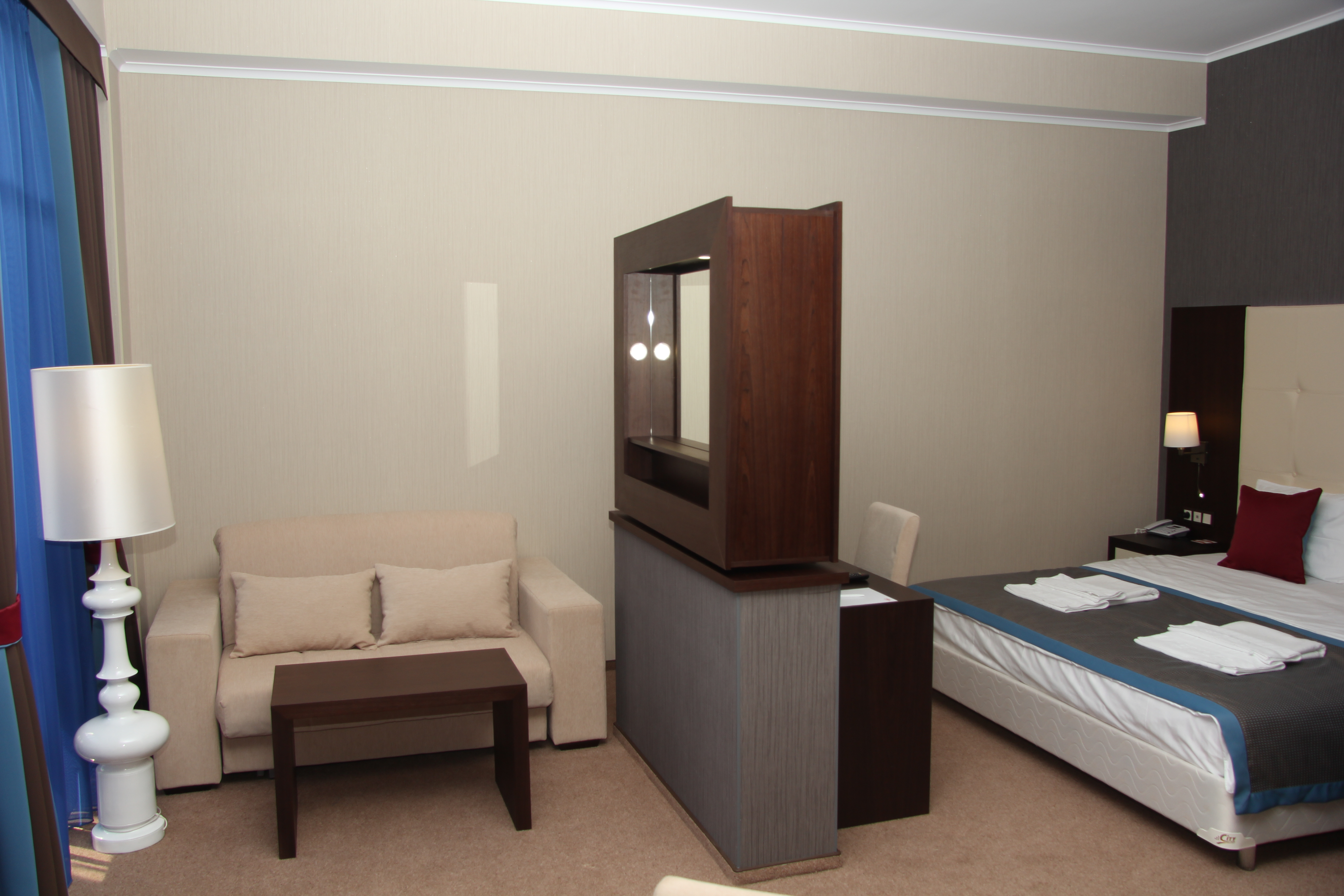 Forward Hotel