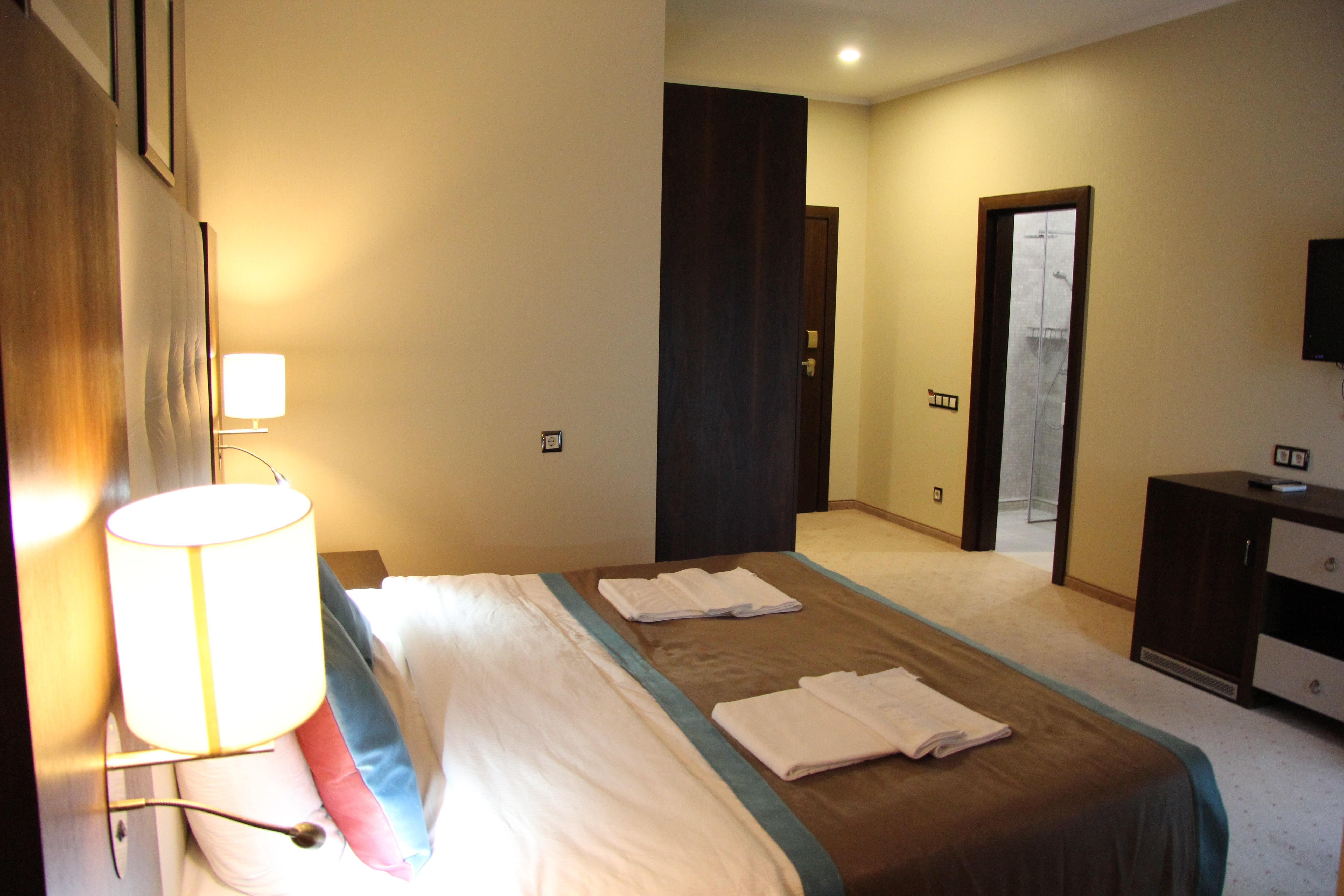 Forward Hotel