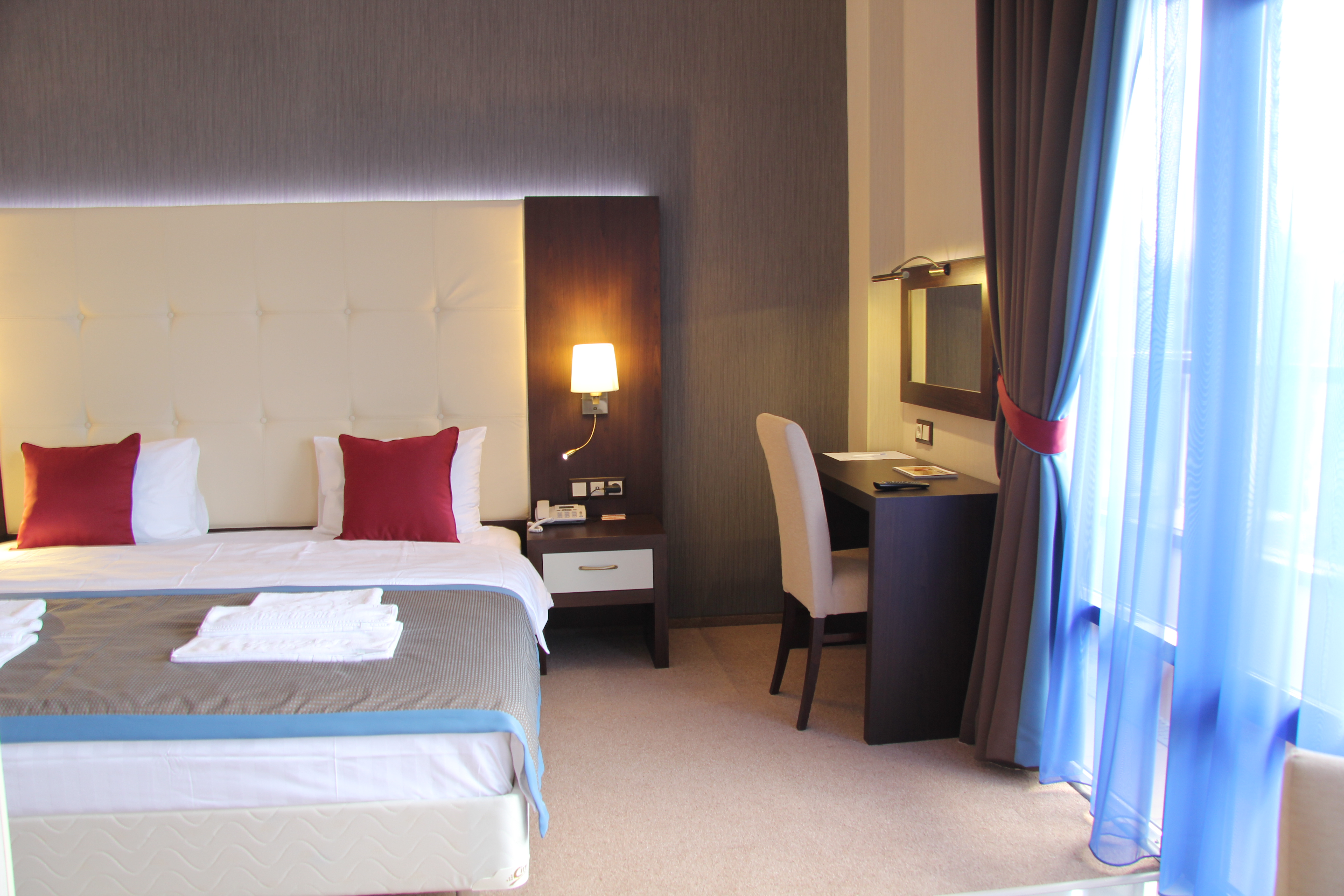 Forward Hotel
