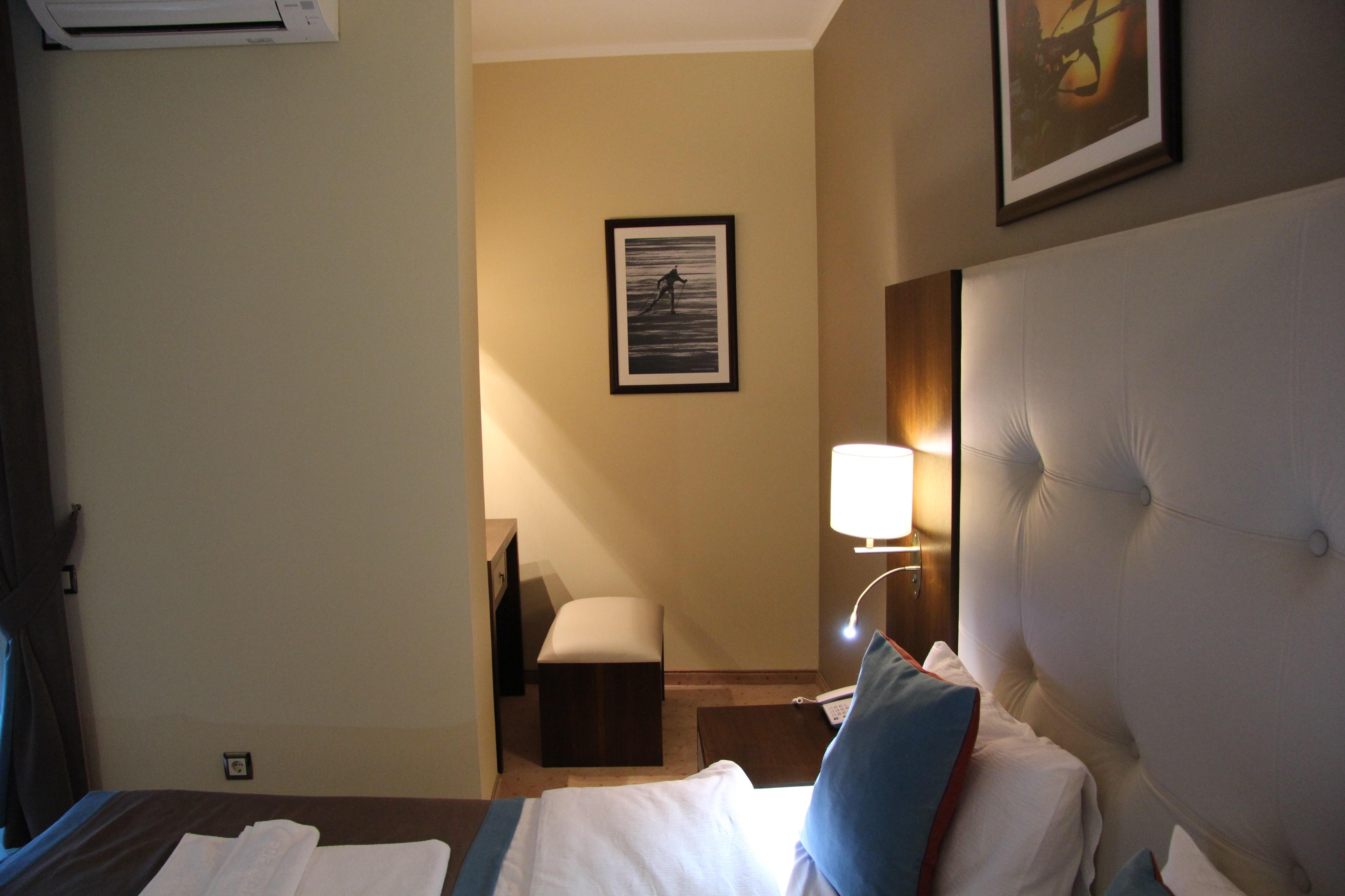 Forward Hotel