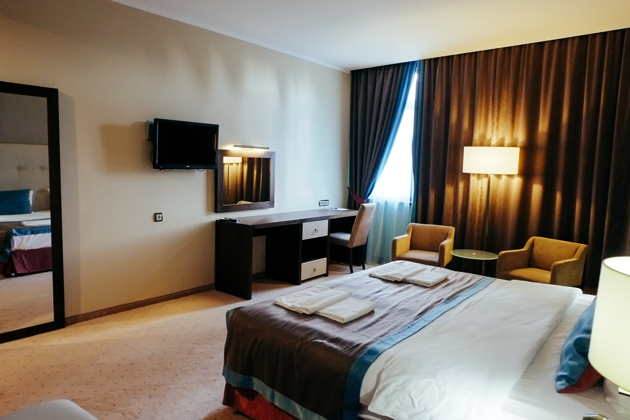 Forward Hotel